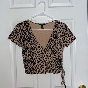 [Forever 21] Cheetah Crossover Tie Up Shirt